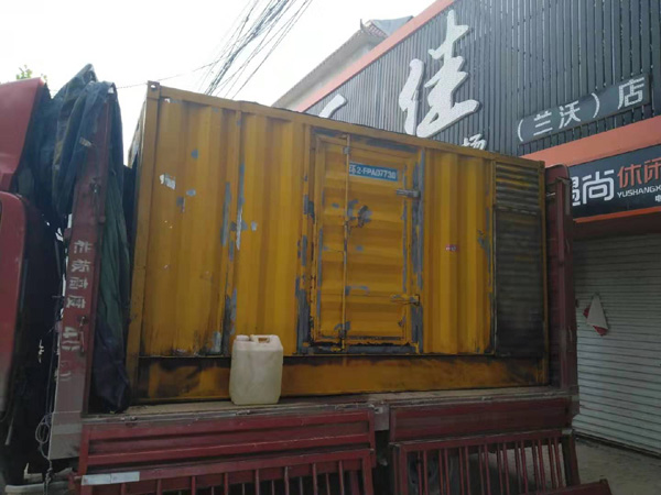 港口镇发电机组功率与使用时间之间的关系