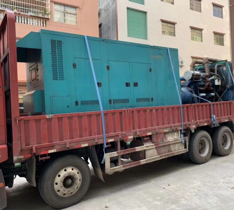港口镇如何在不同负载率下确保 400KW 柴油发电机组的正常运行？